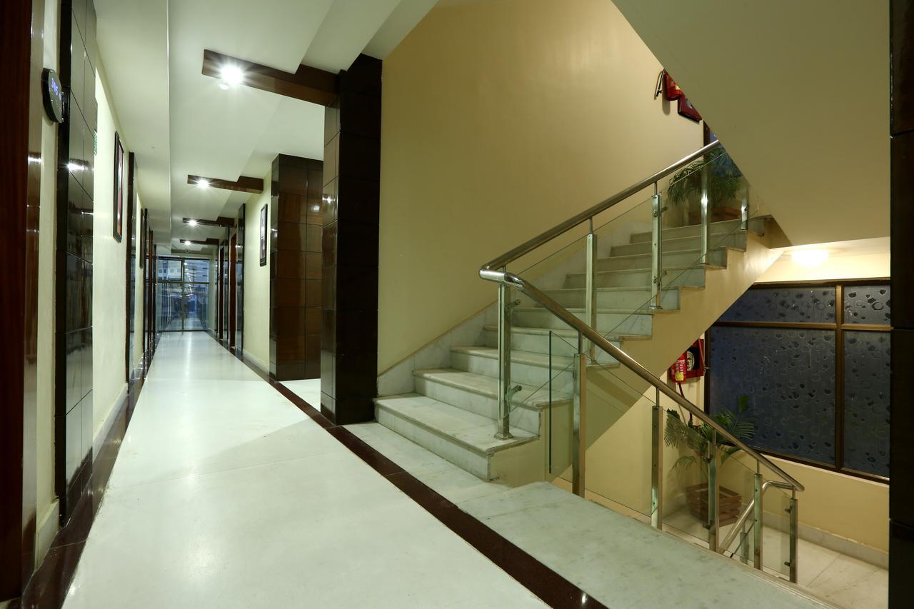 Hotel Sj International Guwahati Exteriör bild
